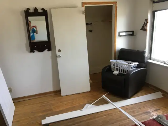 Door installation help - Photo 3