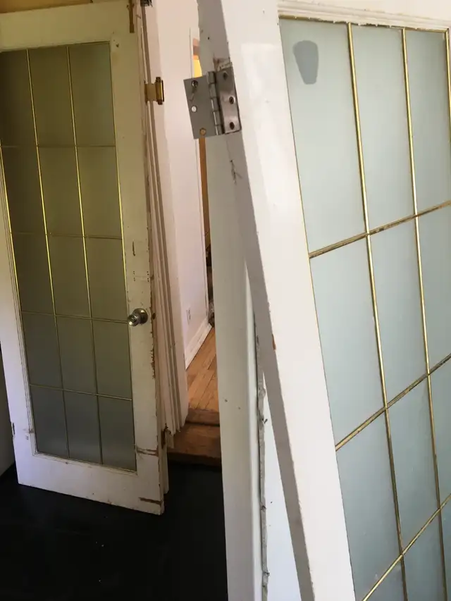 Door installation help - Photo 5