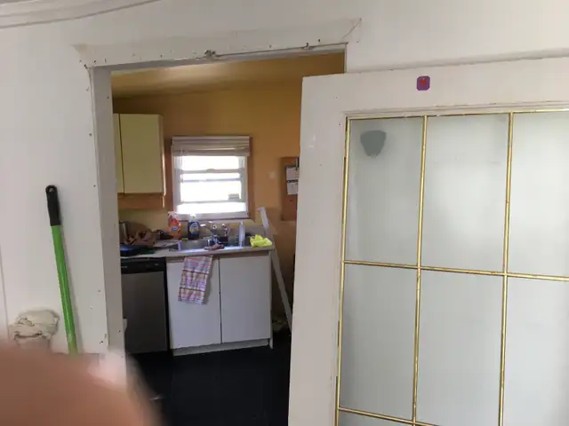 Door installation help - Photo 6