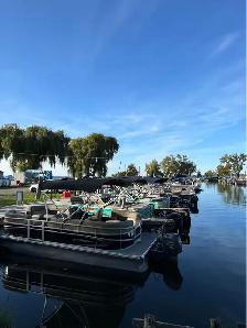 Best Fishing Pontoon Boat in Toronto with BBQ