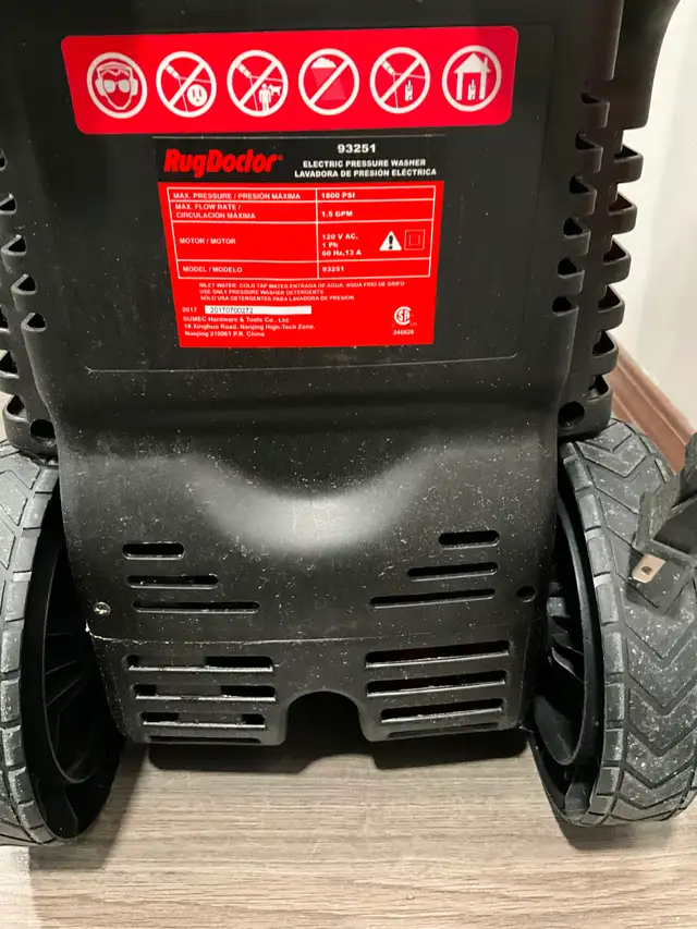 Electric Pressure Washer - Photo 5