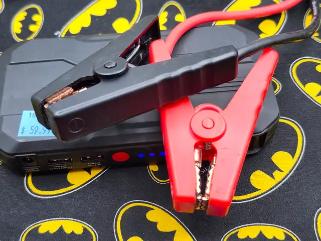 REACTOR 12V Multi-Functional Jump Starter  Read Description - Photo 8