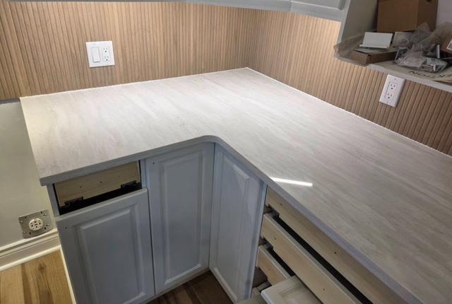 Wooden Countertop With Island 437-522-8447 - Photo 7