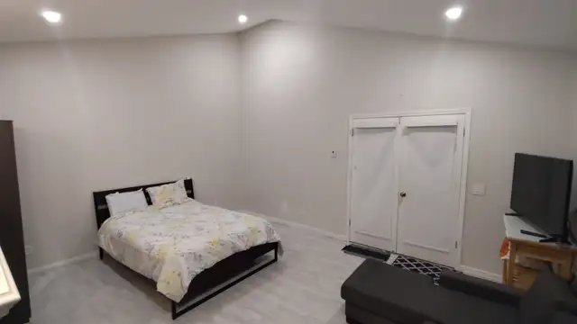 Large bedroim available in a shared basement suite - Photo 3