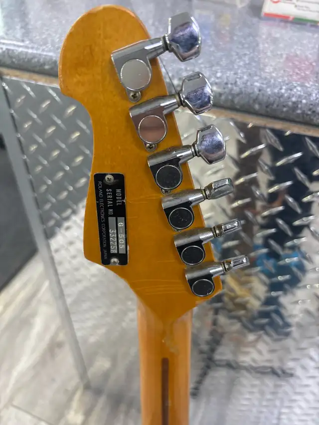 Roland G-505 Electric Guitar - Photo 5