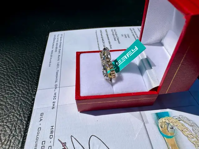 #823 - 14kt Gold, EFFY Diamond Ring, Size 7 - Photo 4
