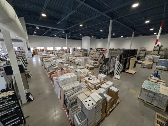 LARGEST SHOWROOM FOR FLOORS AND RENO MATERIALS IN BARRIE!