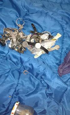 vingt six montres pour homme et pour femme à vendre rapidement e
