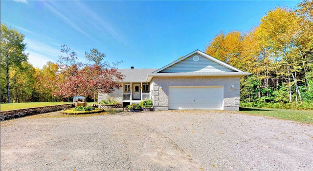 HOUSE FOR SALE - Photo 10