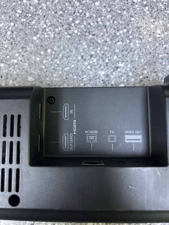 Yamaha YAS-209 Soundbar With Built In Woofers And Remote - Photo 3