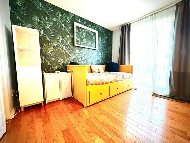 Plateau, très grand 5 1/2 à louer pour premier Juillet. - Photo 5