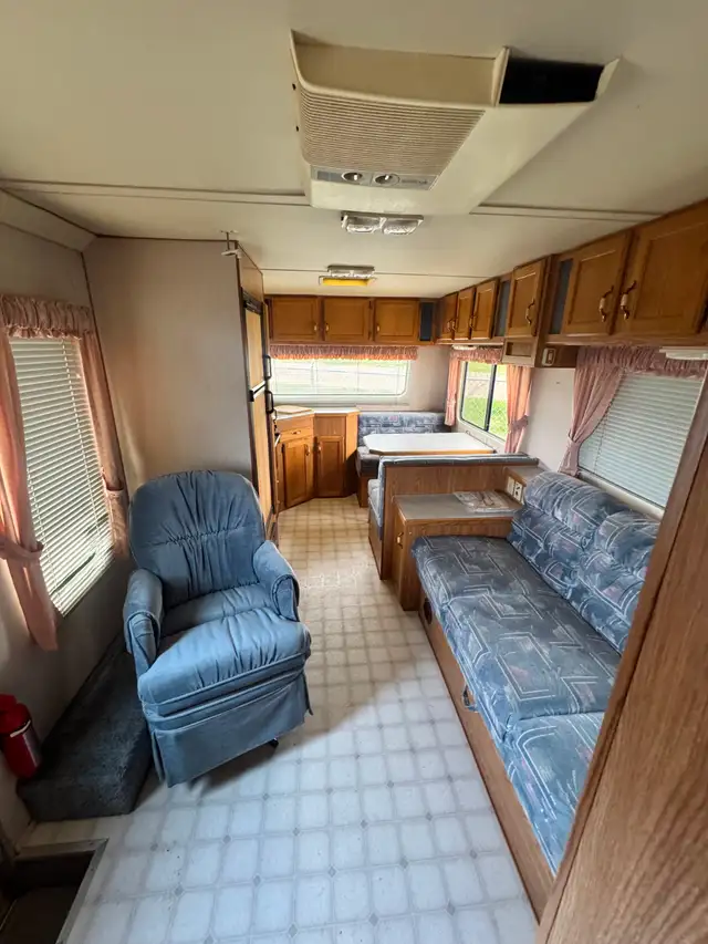1991 Big Foot 5th Wheel Trailer BFW 26RK - Photo 4