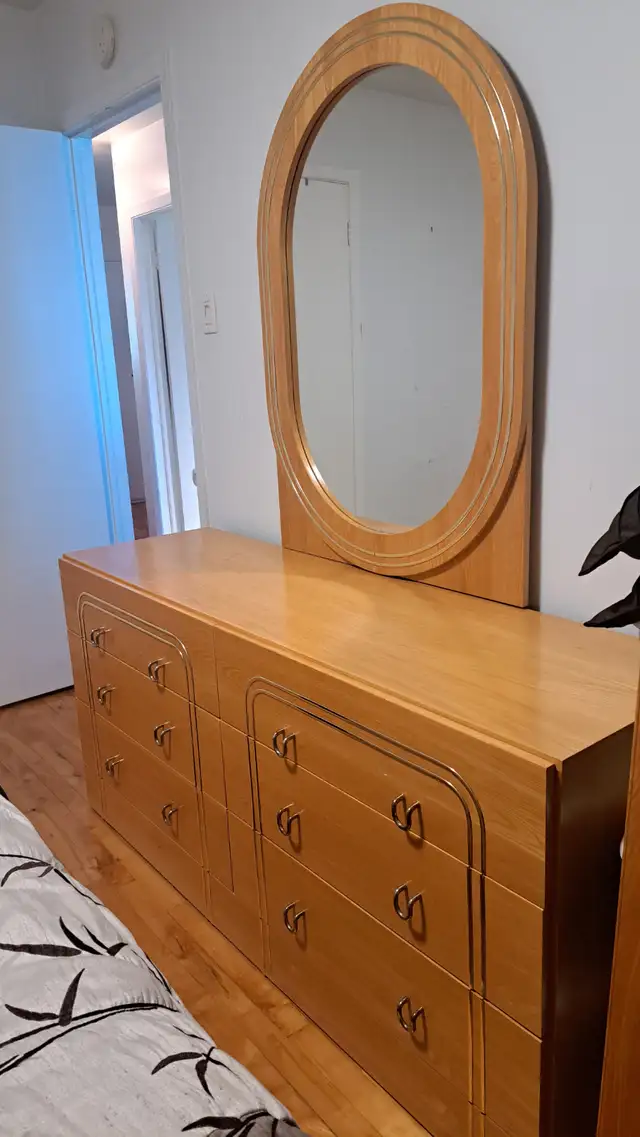 Commode, bureau et table chevet gratuit