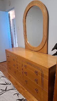 Commode, bureau et table chevet gratuit