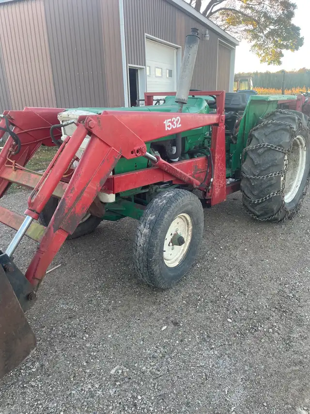 270 white  tractor - Photo 2