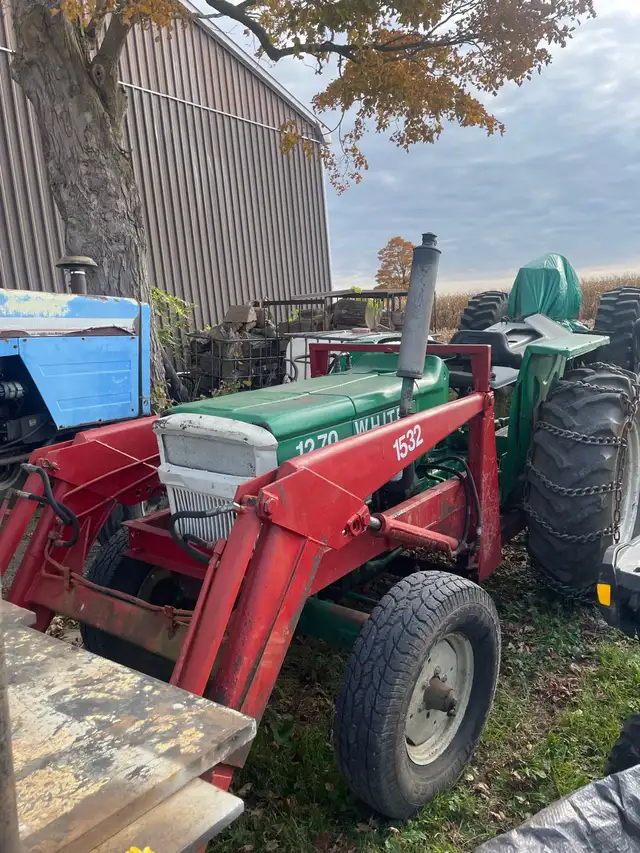 270 white  tractor - Photo 3