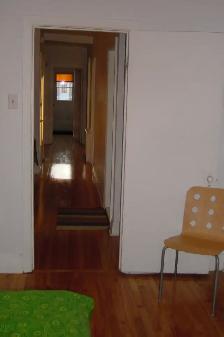 Room with private balcony near University - Photo 7