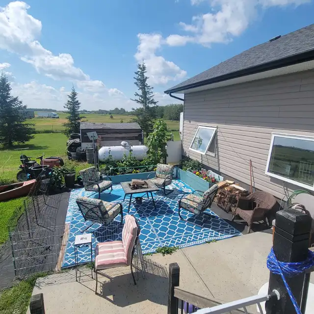 AWESOME room on acreage between beaumont and Looma - Photo 8