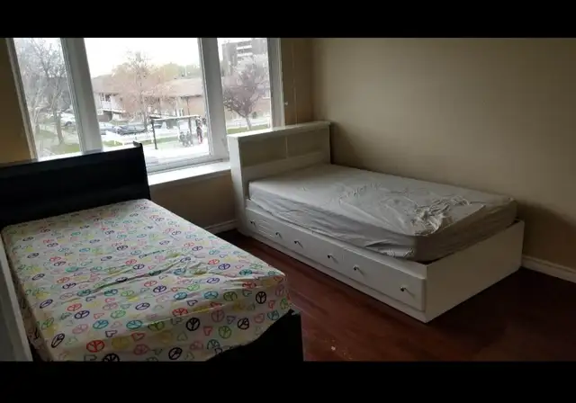 Room for rent Girl's
