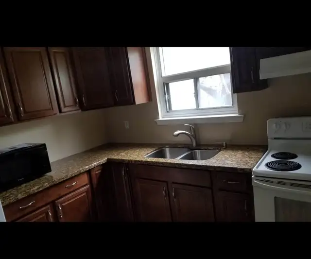 Room for rent Girl's - Photo 4