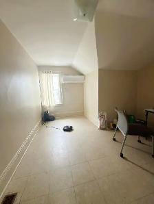 79 Hayes St, Room 1, 1-bedroom (1bath1kt 2F) North, All included