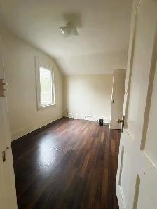79 Hayes St, Room 1, 1-bedroom (1bath1kt 2F) North, All included - Photo 2