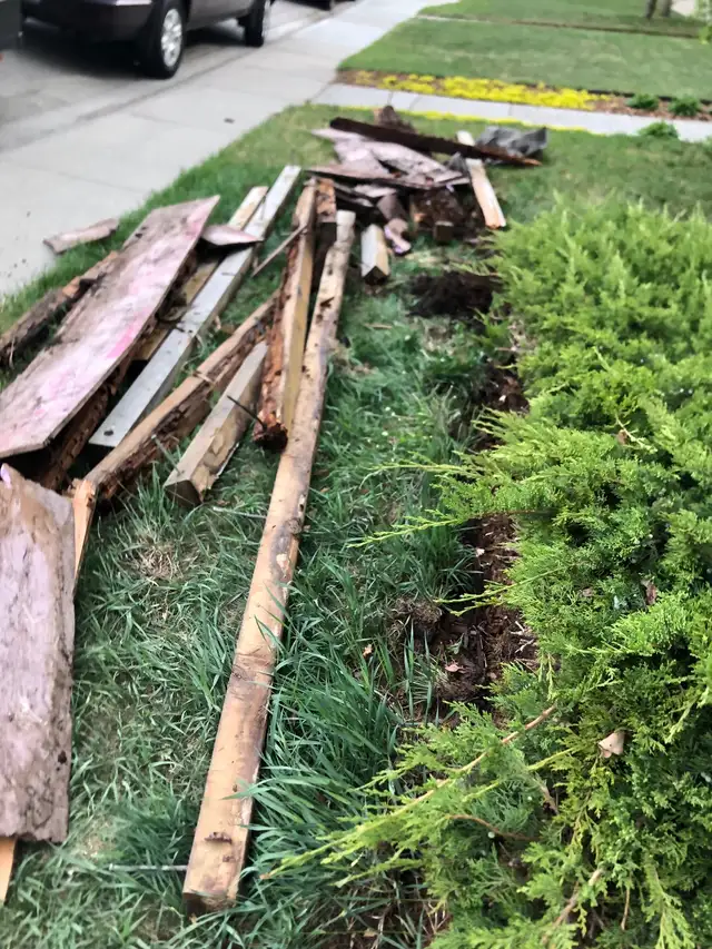 PAYLESS JUNK REMOVAL @$10 - Photo 2