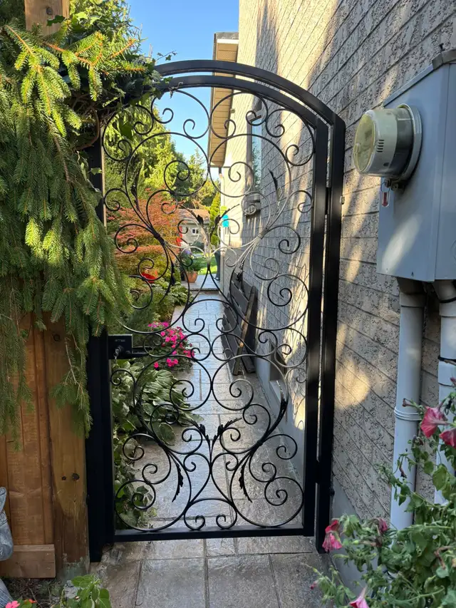 Exterior | Interior railings | Handrails | Fence | Gates - Photo 10