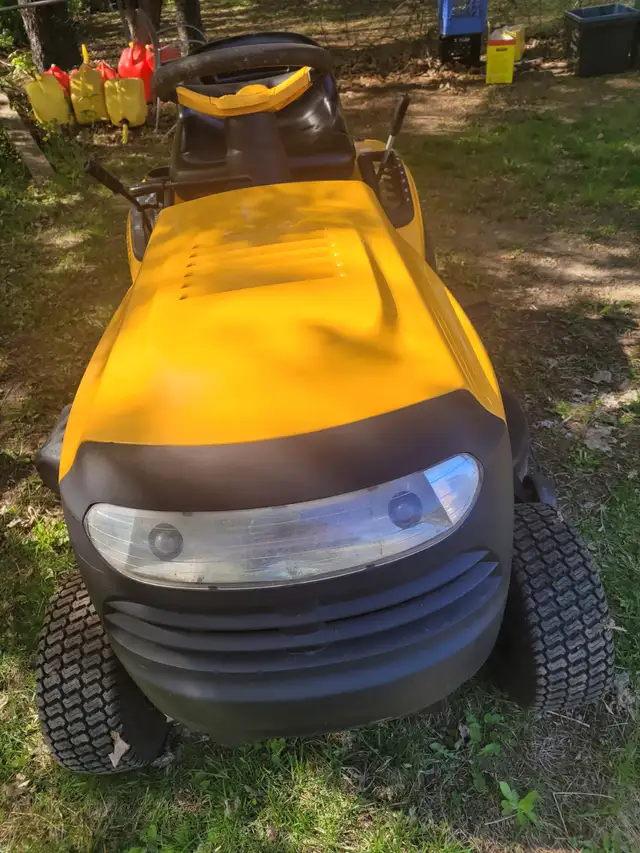 !!!!!  YEAR 2000 POULAN  LAWN TRACTOR 20 HP 42 DECK LIKE NEW - Photo 2