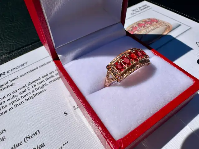 #825 - 14kt Rose Gold & Fire Opal Ring, Size 8 - Photo 3
