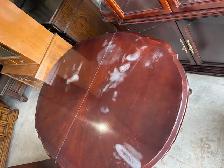 Free delivery used Mahogany Dining Table with Leaf Inserts