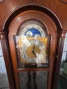 Free delivery used Grandfather Clock - Wood Casing - Photo 9