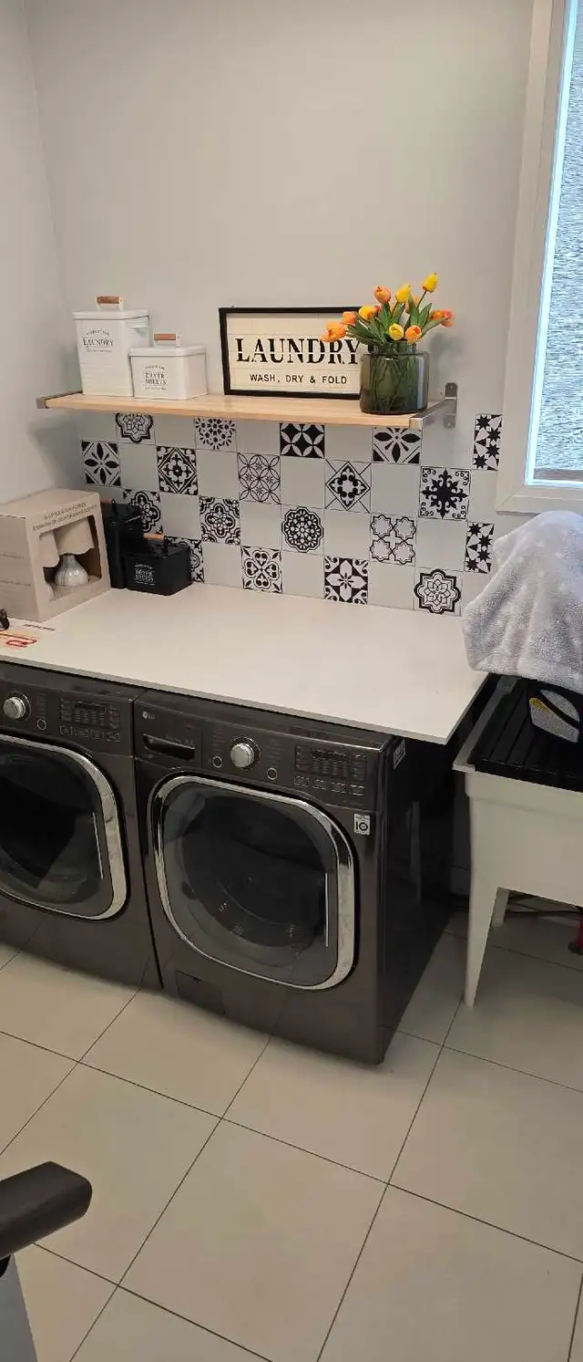 Fully furnished room for rent with 1 Parking Spot - Photo 7