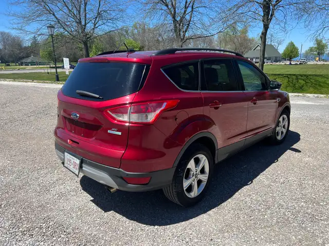 2014 Ford Escape Only 95,000kms - Photo 5