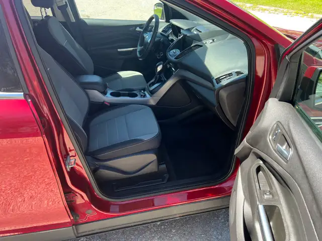 2014 Ford Escape Only 95,000kms - Photo 9