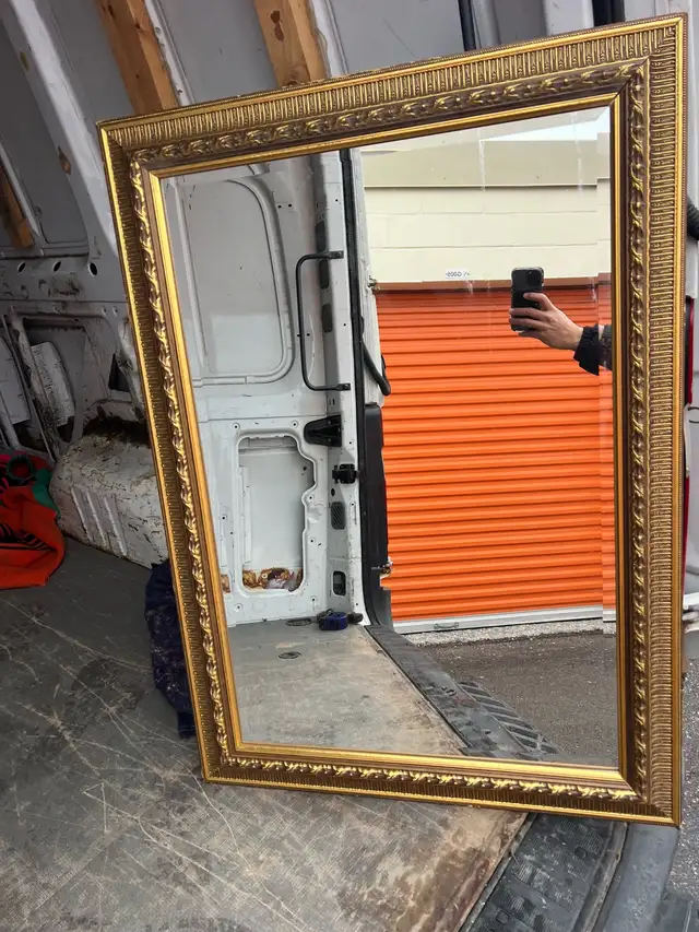 Free delivery used Stanley Monarch Decor Mirror 24x36' - Photo 2