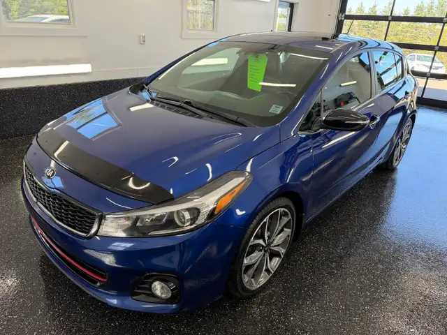 2017 Kia forte5 SX Only 87,000KM! Fully loaded!