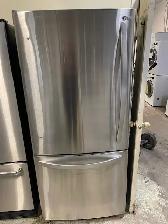 Réfrigérateur stainless 30'' congélateur en bas LG