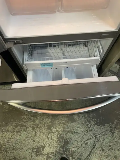 Réfrigérateur stainless 30'' congélateur en bas LG - Photo 3