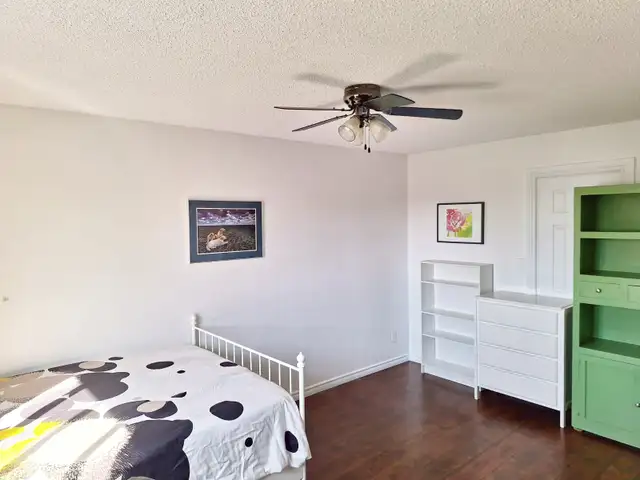 June 1- House-Flexible Lease-2 Sunny Rms All Included for Pros - Photo 3