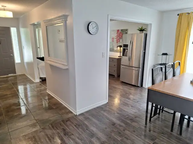 June 1- House-Flexible Lease-2 Sunny Rms All Included for Pros - Photo 8