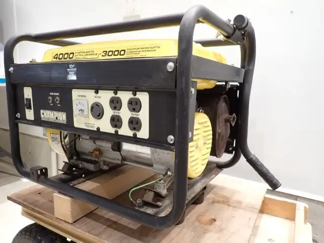 Champion Generator & Roadmaster Wagon - Photo 3