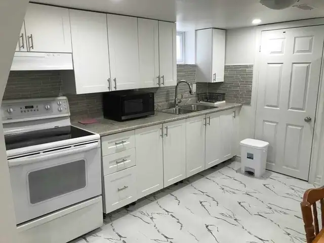Basement room for rent near Kennedy Subway - Photo 2