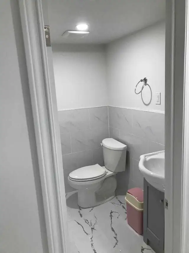 Basement room for rent near Kennedy Subway - Photo 5