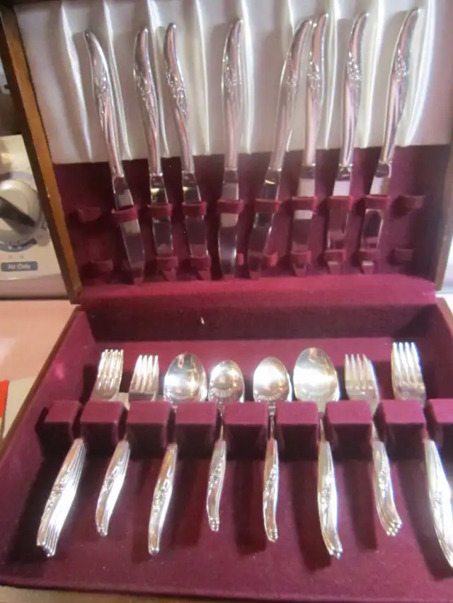 #212  ROSE SONG silverware set for 6 - Photo 2