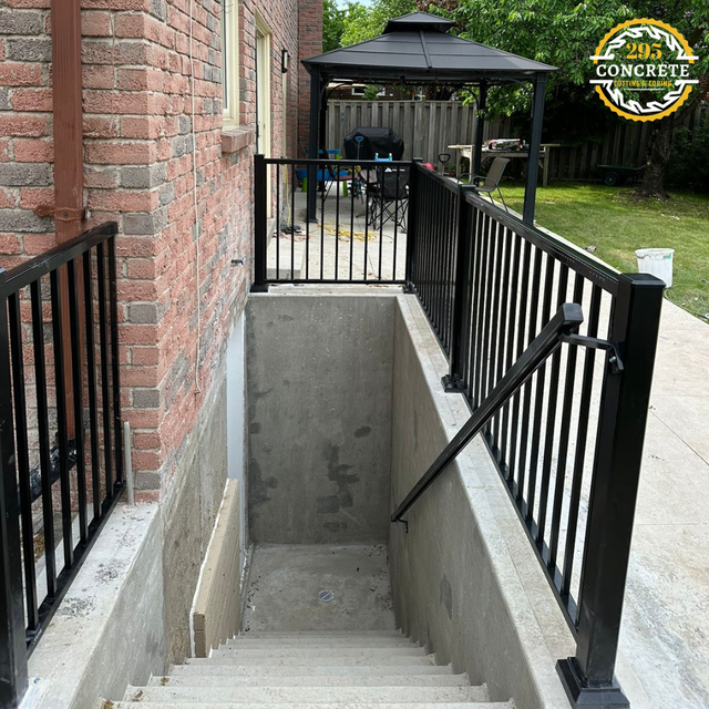 BELOW GRADE ENTRANCE-EGRESS WINDOW-SIDE ENTRANCE 289.470.1337