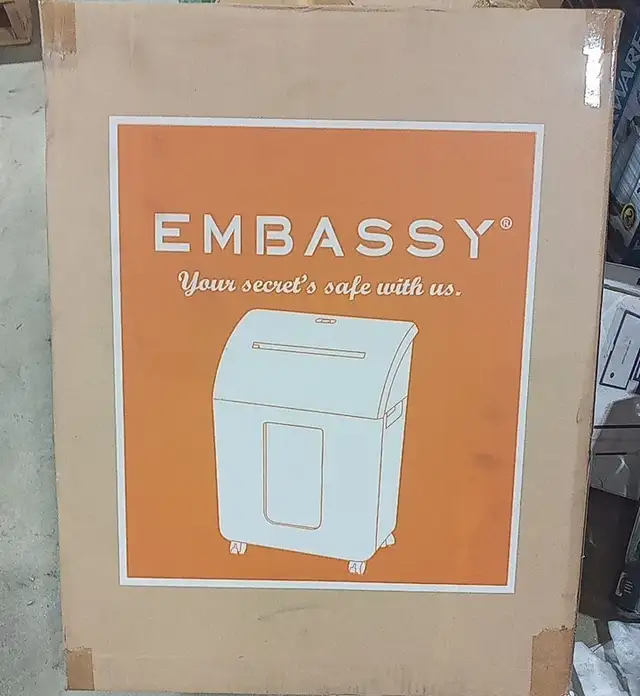 Embassy 10 Sheet Micro cut Paper Shredder - Cuts paper and cards - Photo 2