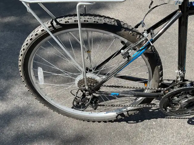 VÉLO POUR ADO À STE-AGATHE-DES-MONTS - Photo 2