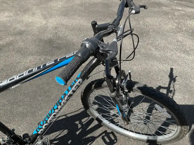 VÉLO POUR ADO À STE-AGATHE-DES-MONTS - Photo 3