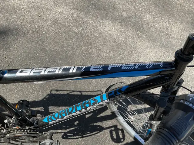 VÉLO POUR ADO À STE-AGATHE-DES-MONTS - Photo 5